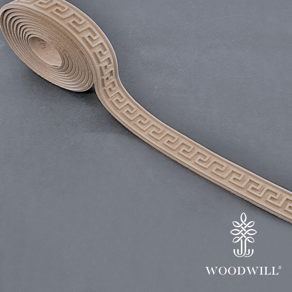 [804125] Wood Carved Flexible Trimm ~ 215cm. X 2.1cm.