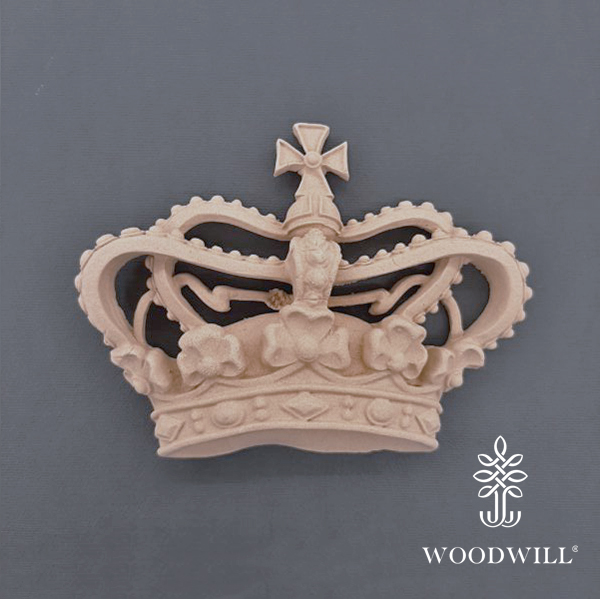 [802331] Wood Carved Decorative Crown 13.5 cm x 10 cm